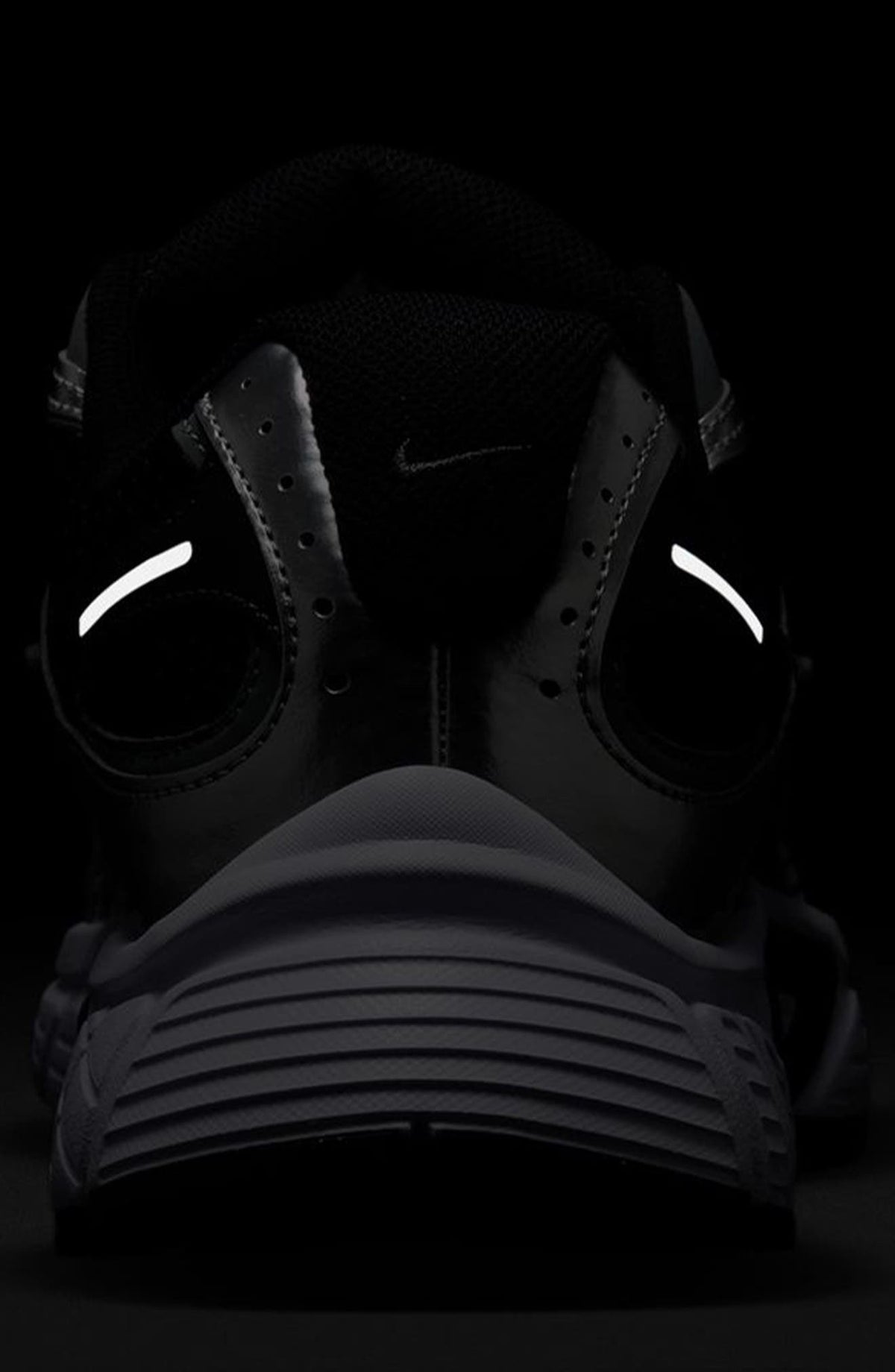004 BLACK/BLACK