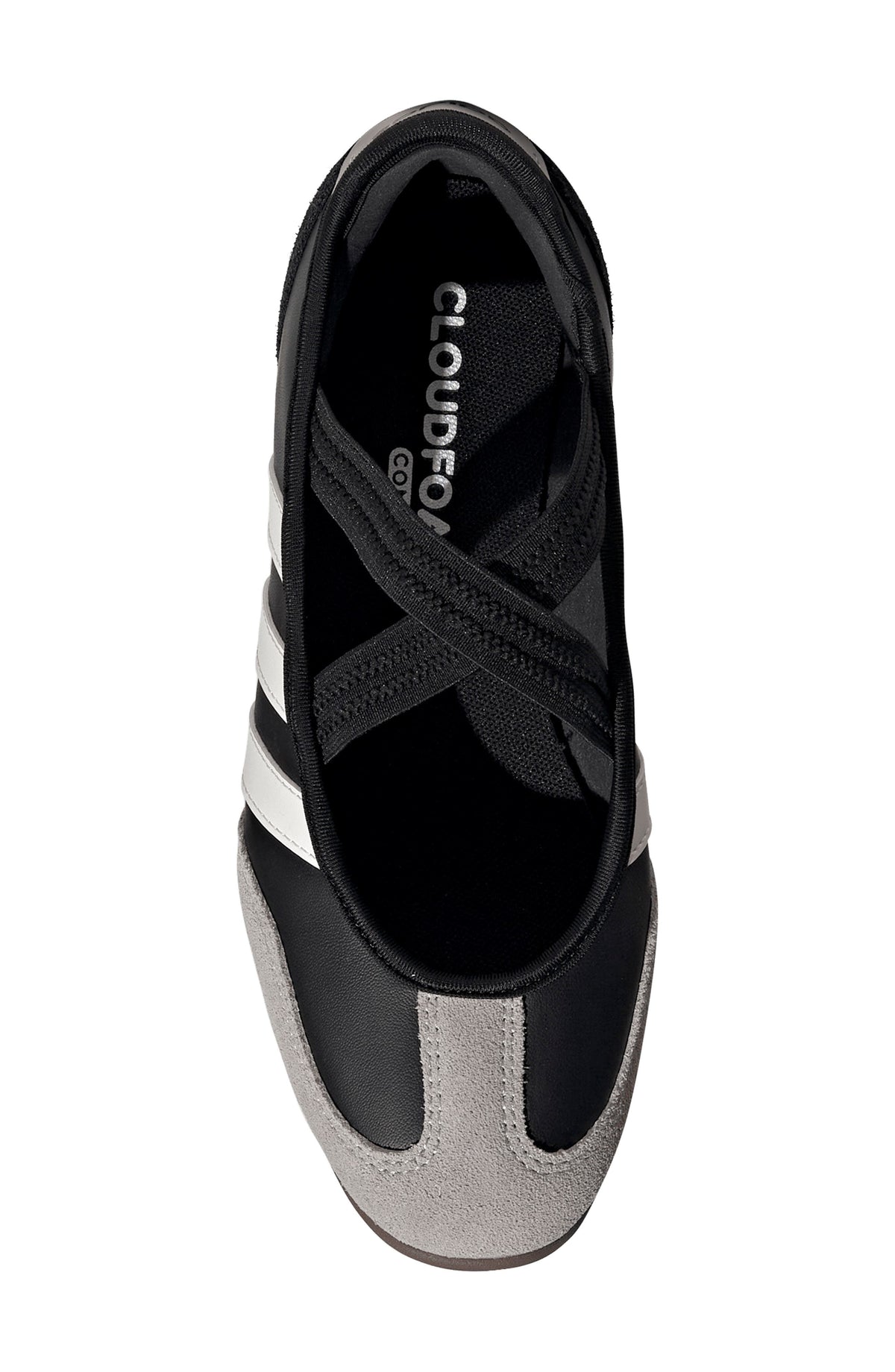 CORE BLACK/ CORE WHITE/ GUM5