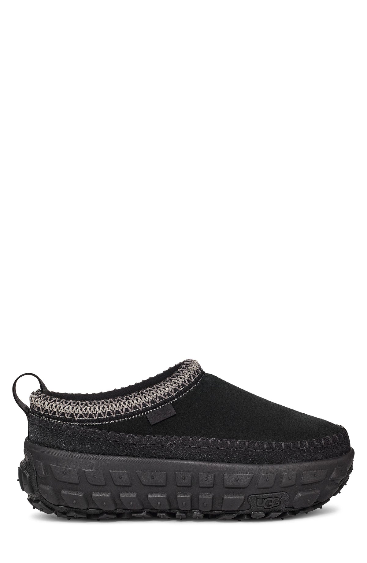 BLACK / BLACK