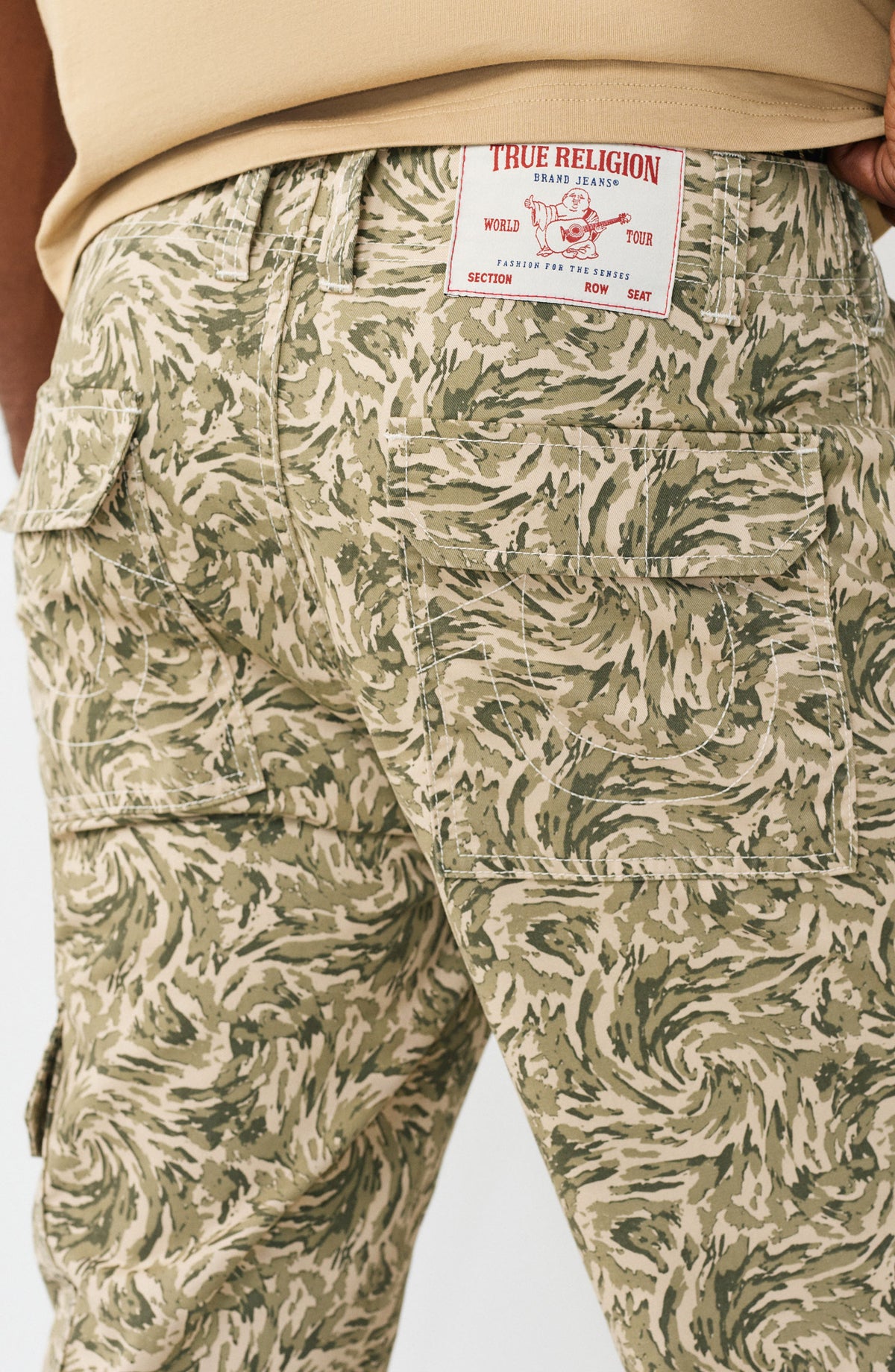 ABSTRACT CAMO