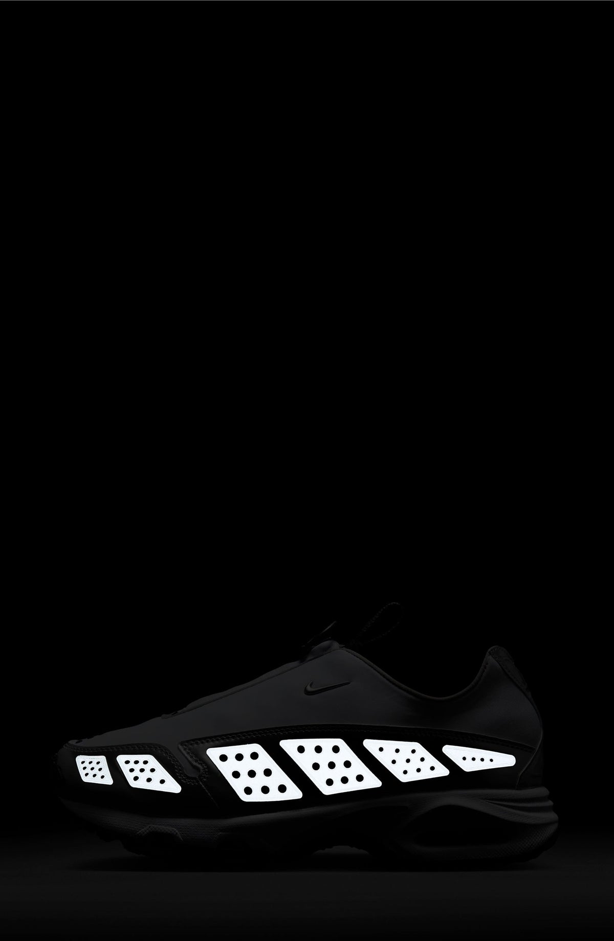 WHITE/ METALLIC SILVER/ BLACK
