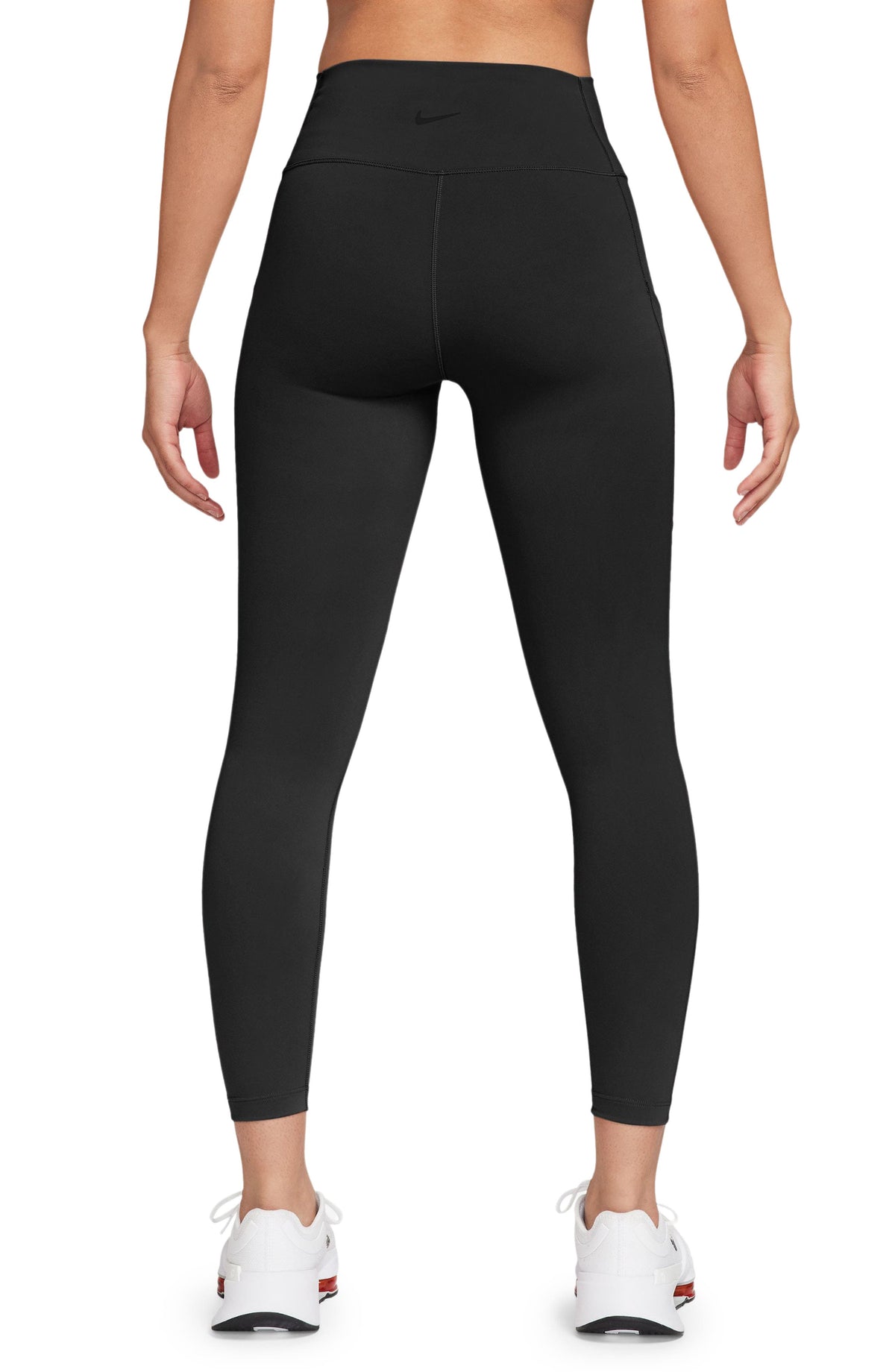 BLACK/ BLACK