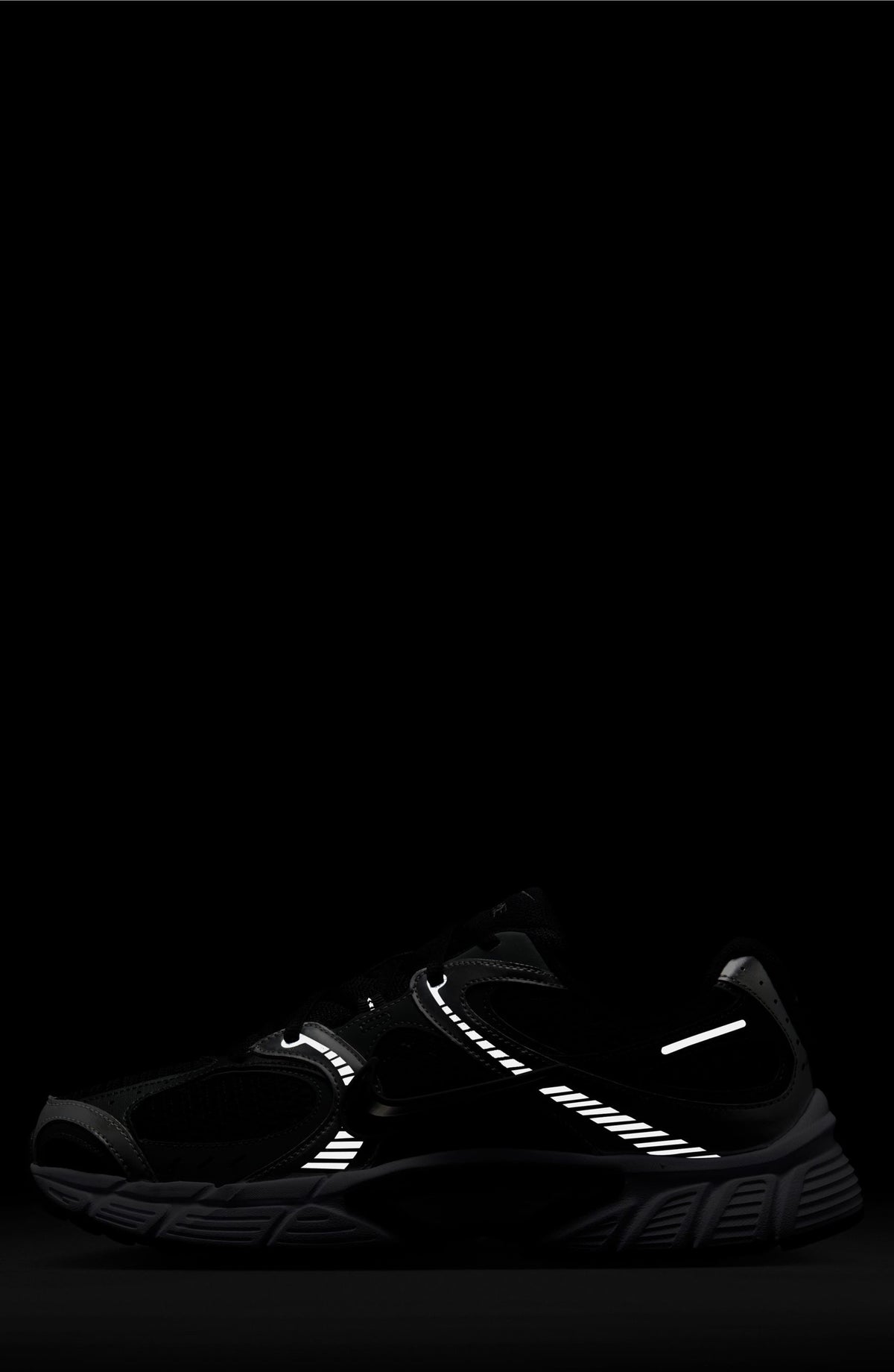 004 BLACK/BLACK