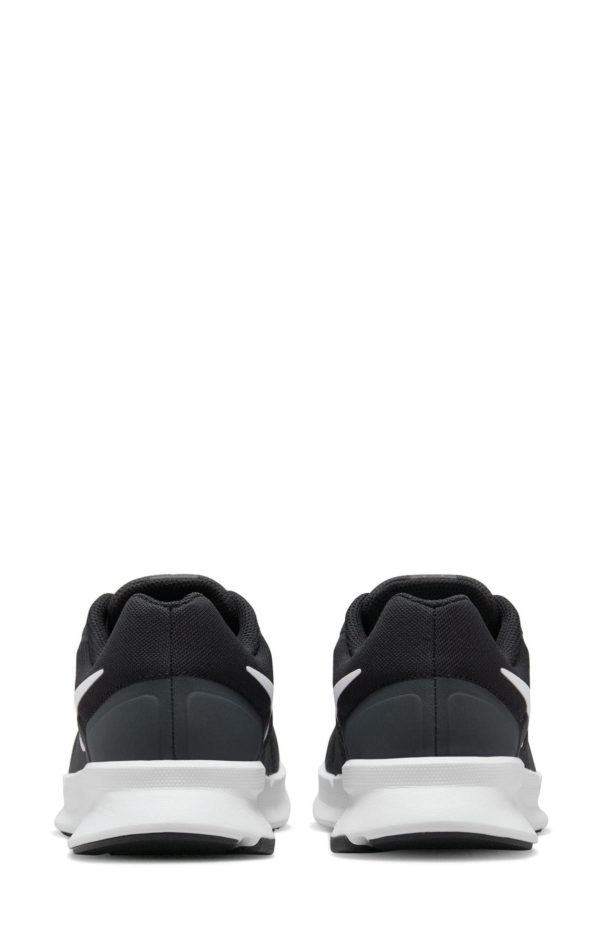 002 BLACK/WHITE