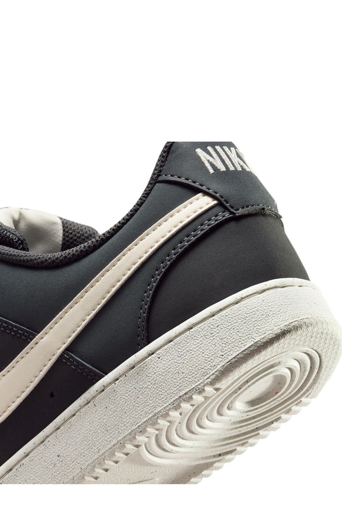 ANTHRACITE/ PALE IVORY