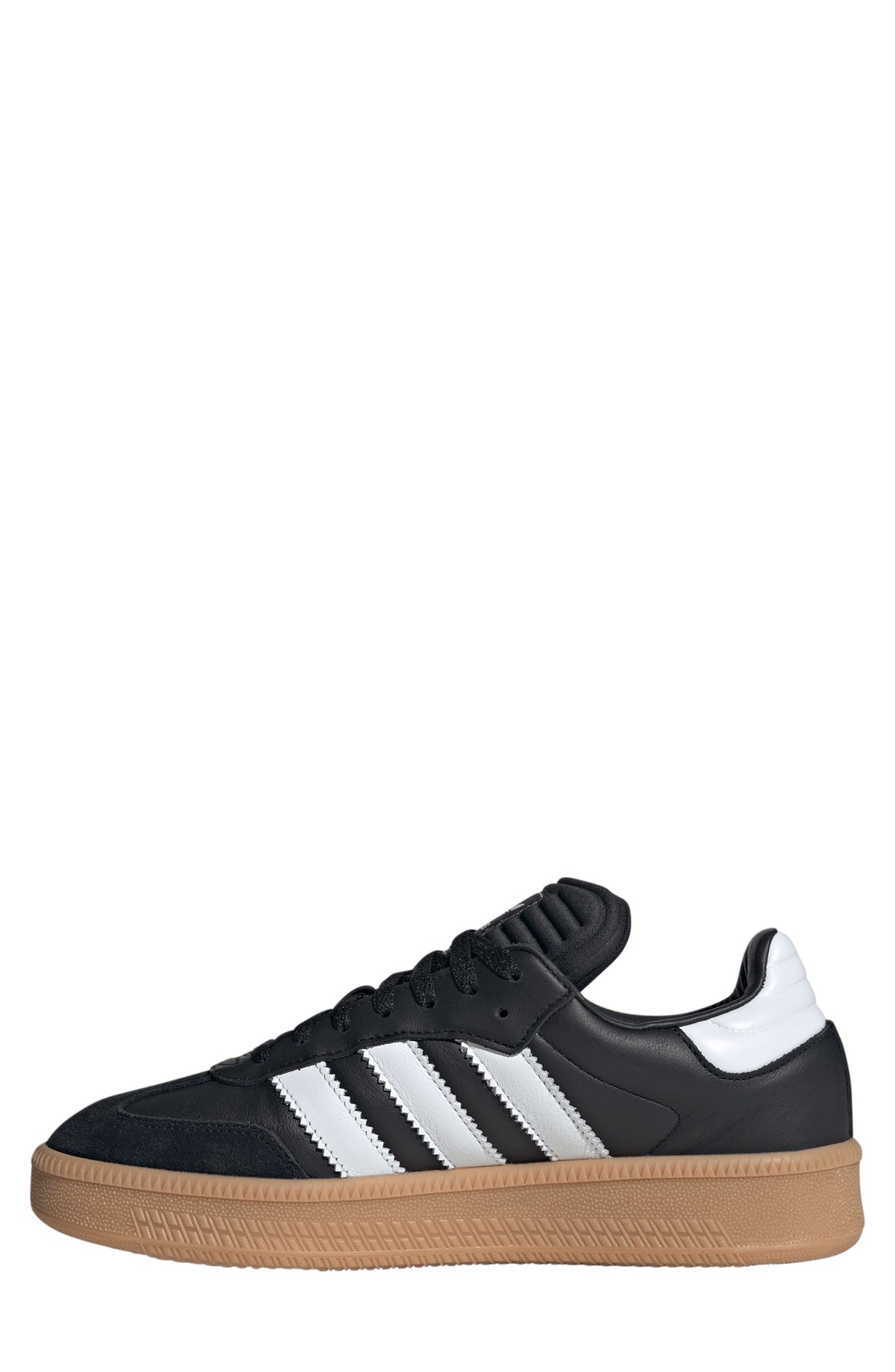 BLACK/ WHITE/ GUM