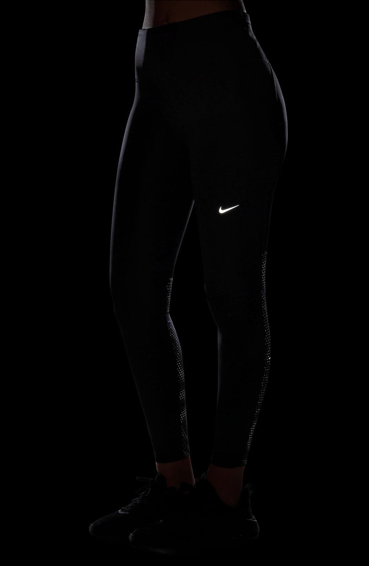 BLACK/ REFLECTIVE SILVER