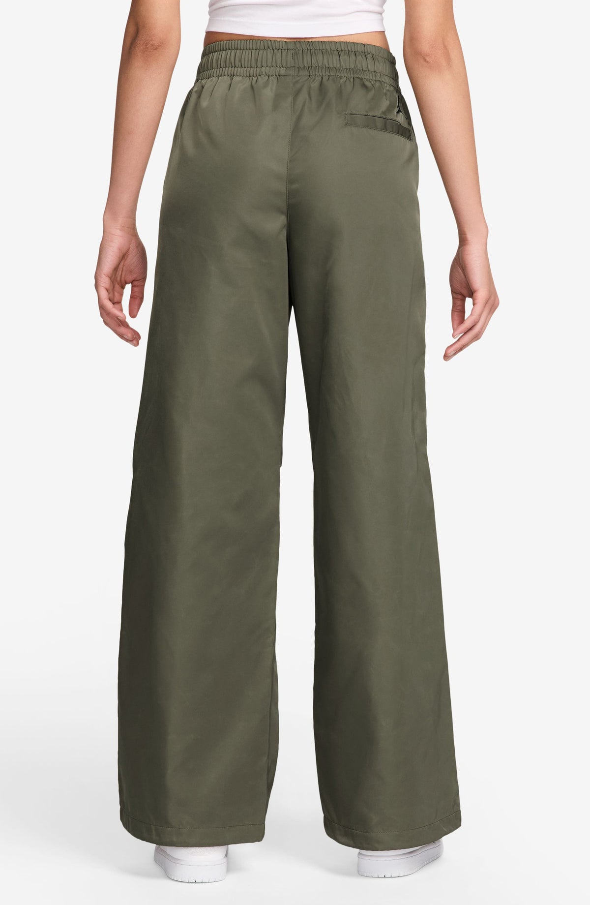 MEDIUM OLIVE/ BLACK