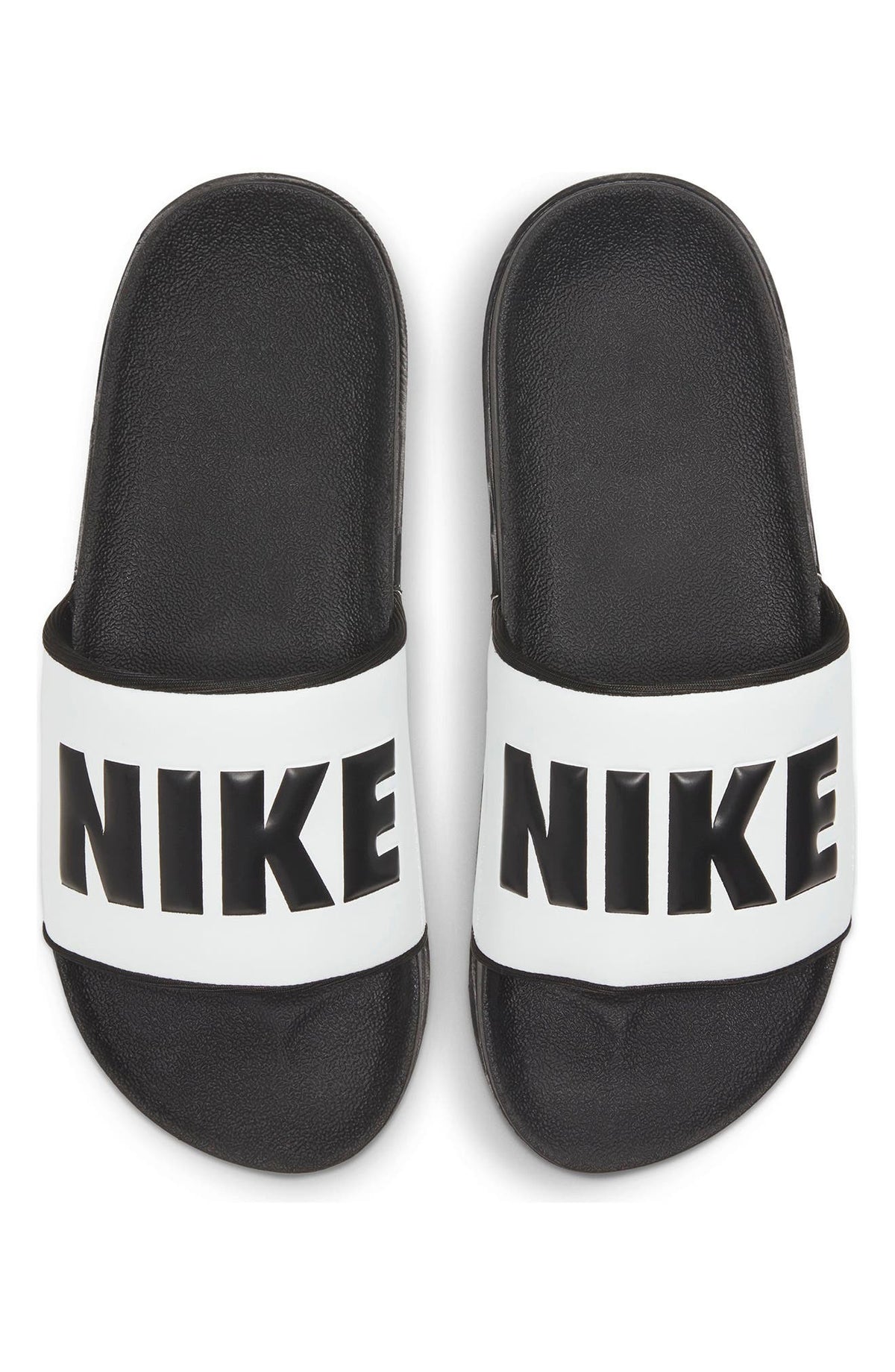 BLACK/ SUMMIT WHITE